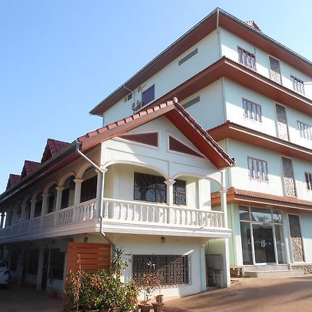 Hongkham Hotel Vientiane Esterno foto